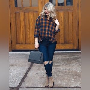 Madewell 100% cotton. Plaid Button-Up Shirt - Blue and Orange